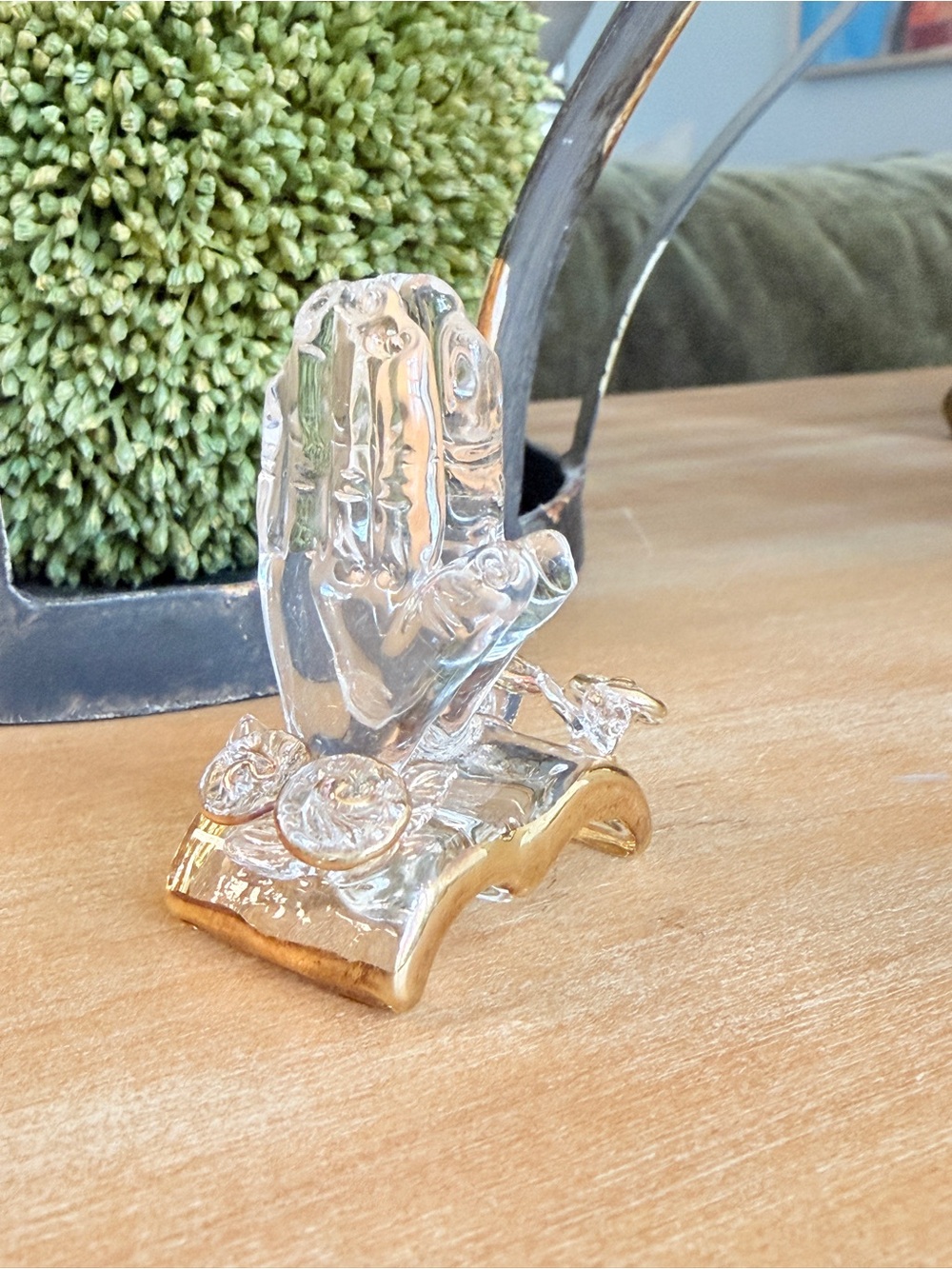 Vintage Glass Praying Hands on Bible with Flowers - Picture 3 of 13